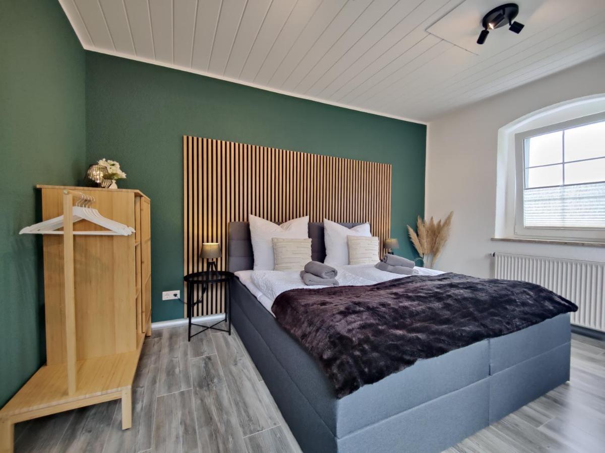Ferienhaus Villa Adelsberg Mit Dachterrasse In Zentraler Lage Fuer Bis Zu 10 Personen Chemnitz Dış mekan fotoğraf