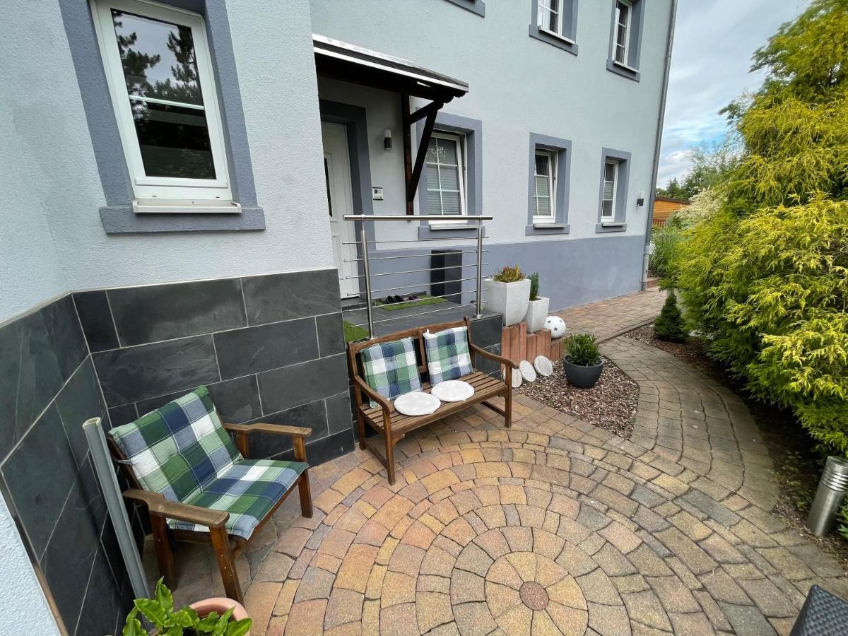 Ferienhaus Villa Adelsberg Mit Dachterrasse In Zentraler Lage Fuer Bis Zu 10 Personen Chemnitz Dış mekan fotoğraf