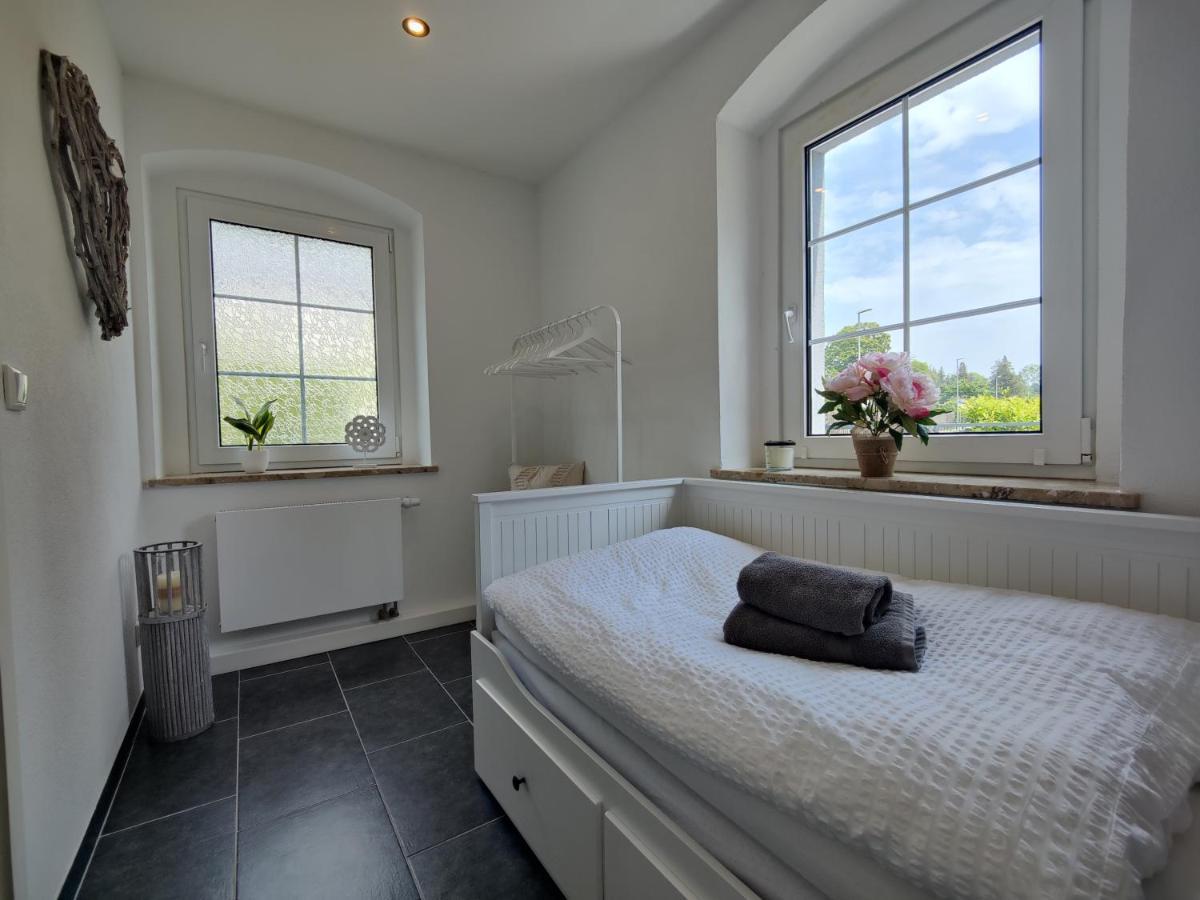 Ferienhaus Villa Adelsberg Mit Dachterrasse In Zentraler Lage Fuer Bis Zu 10 Personen Chemnitz Dış mekan fotoğraf